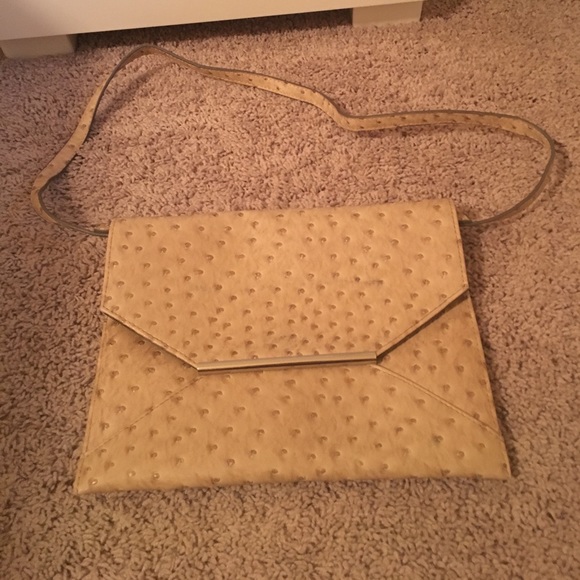 Faux Ostrich Envelope Clutch - Picture 4 of 4