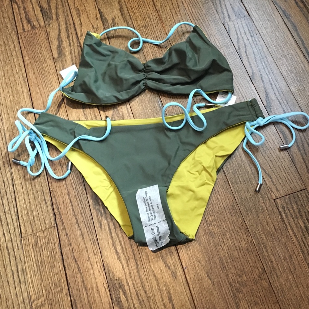 NWOT Basta Surf reversible bikini