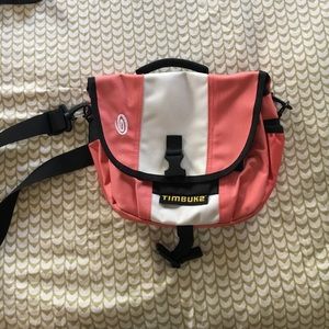 Timbuk 2 small cross body bag