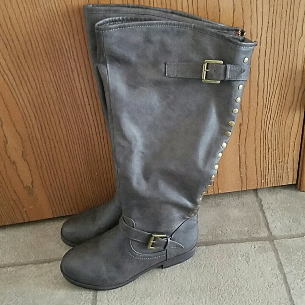 PRICE REDUCED!! Taupe extra wide Calf boots