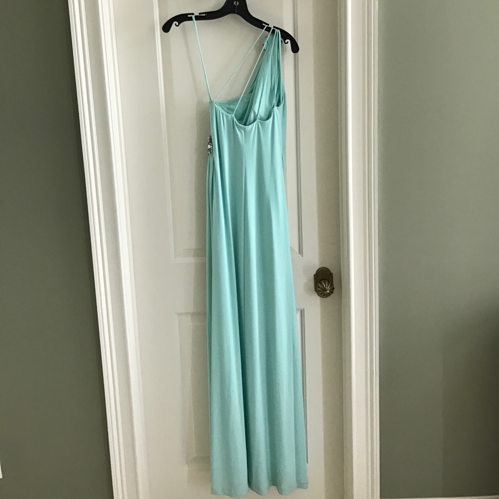 Prom dress - Picture 5 of 6