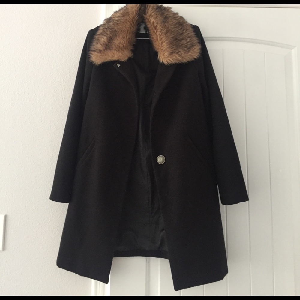 Black Faux Fur Lined Neck Coat