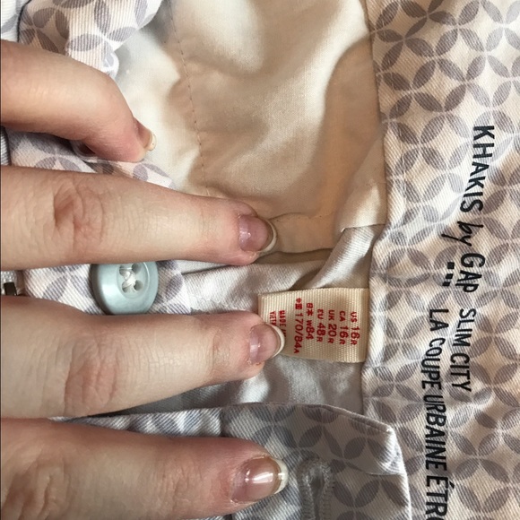 Cropped Patterned Pants - Picture 2 of 2