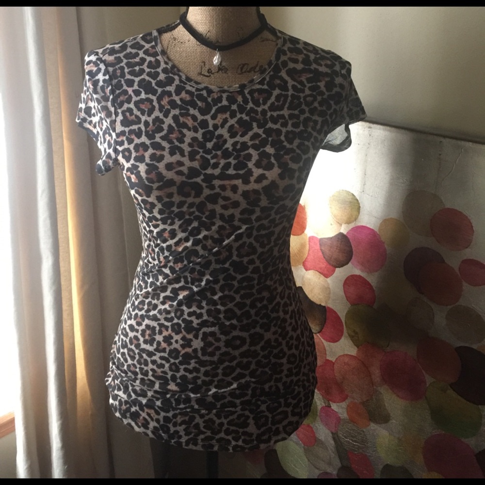 💎Sheer Leopard top with choker included.