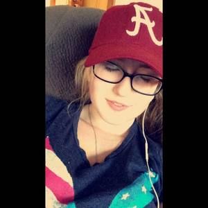 Meet your Posher, Sara