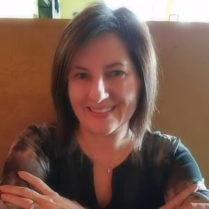 Meet your Posher, Deborah