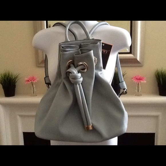 ❌SOLD❌🎉🎉 Purse & Backpack - Picture 2 of 3