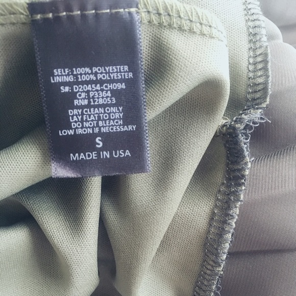 5⭐️metallic-shiny Satin pleated midi skirt olive - Picture 5 of 5