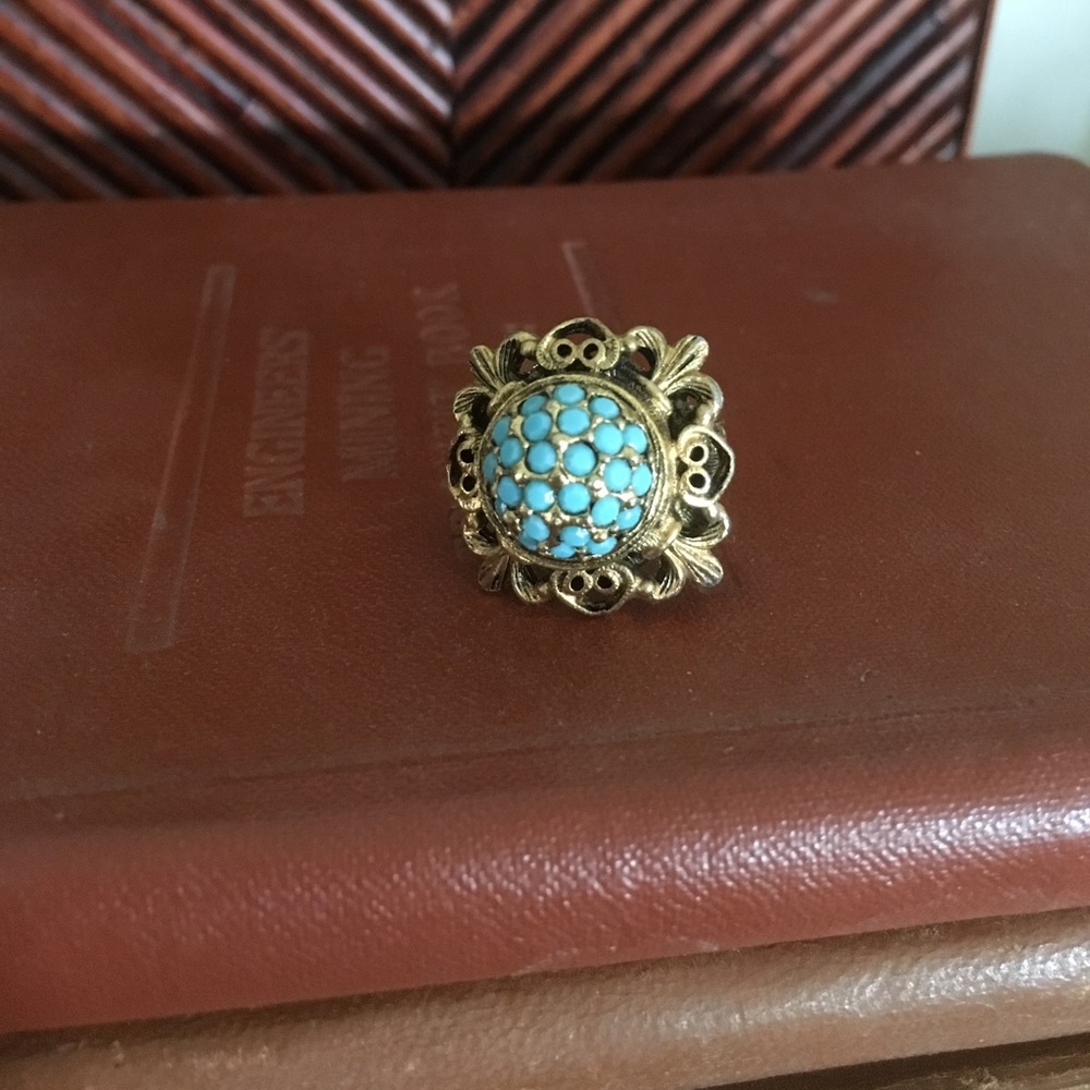 Vintage adjustable gold and turquoise ring