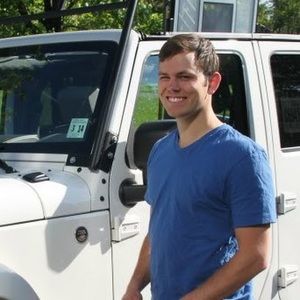 Meet your Posher, Derek