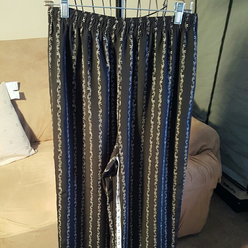 #P-011. Palazzo pants.