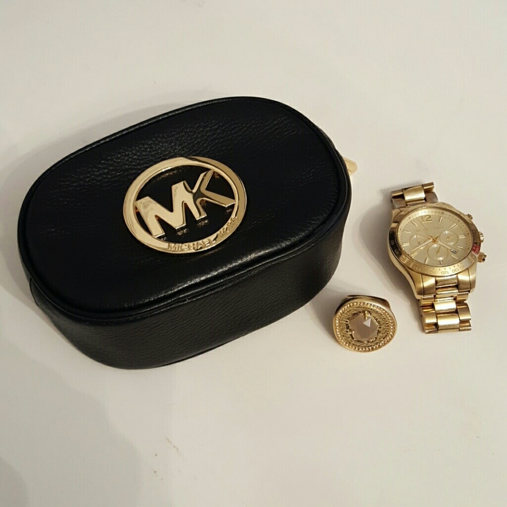 Micheal Kors Leather Travel Pouch