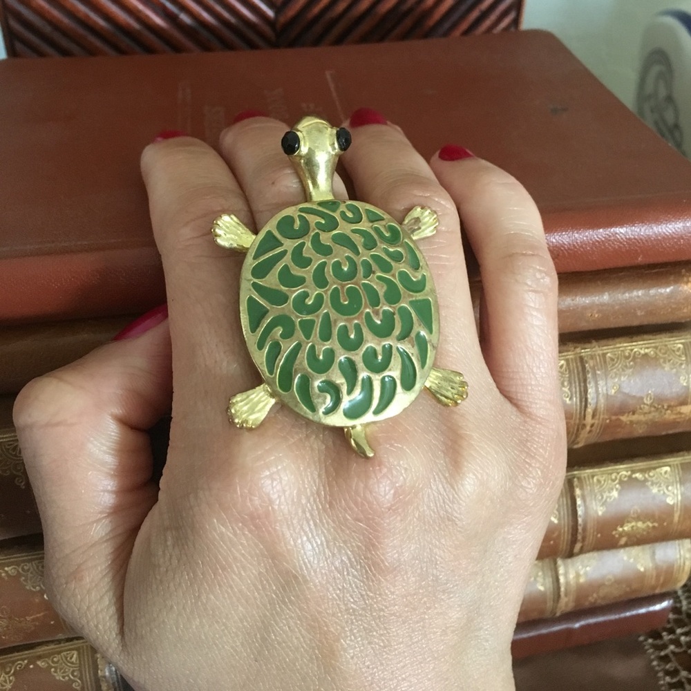 Vintage adjustable turtle ring w/jewel eyes