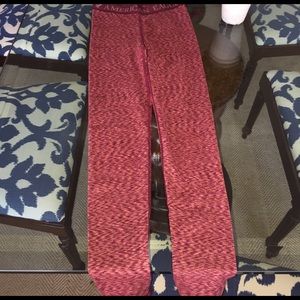 Maroon American eagle leggings