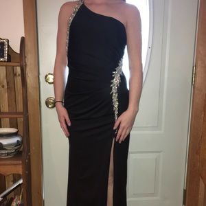 Black prom dress