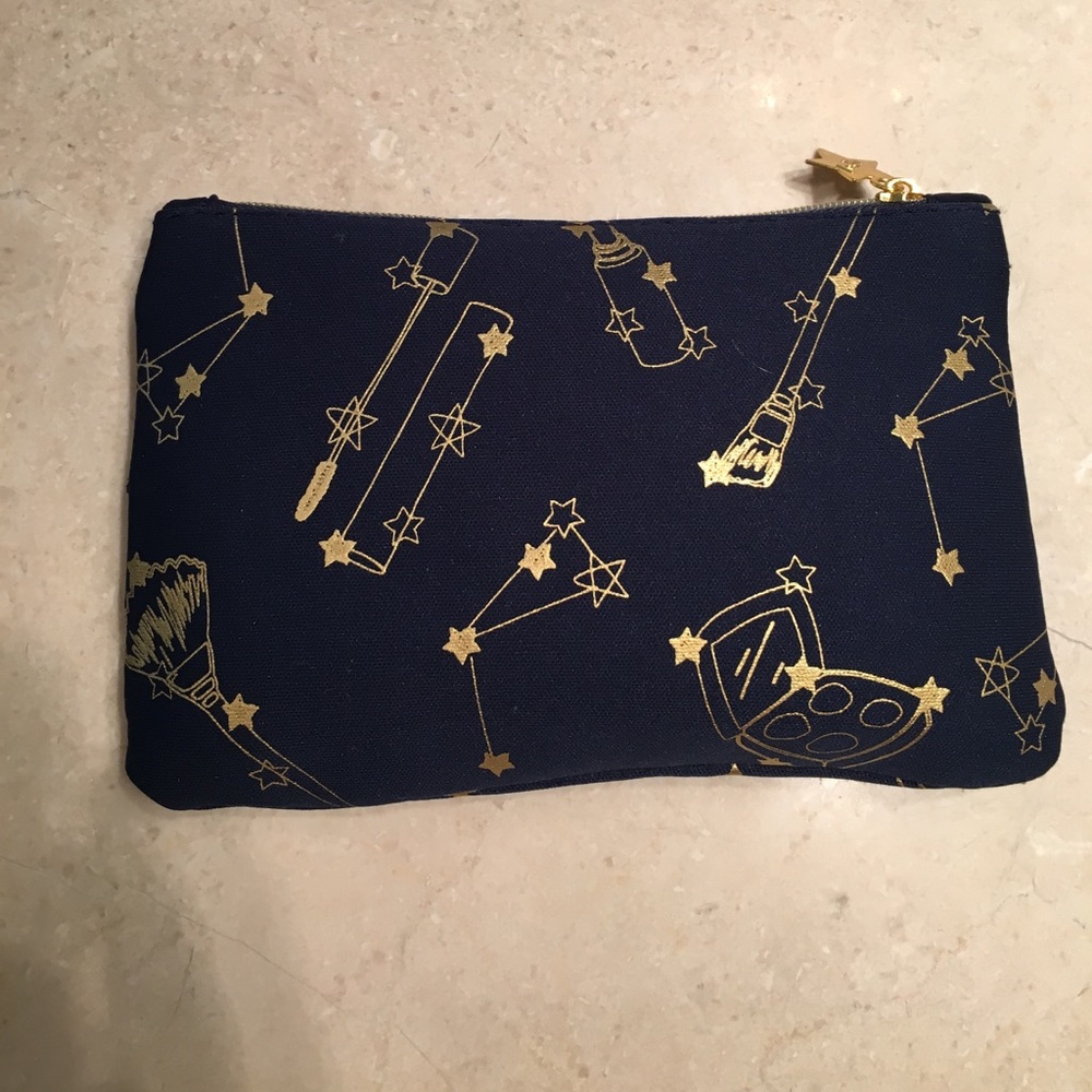 💋💋 Surprise ipsy bags - Samples included!! 💋💋