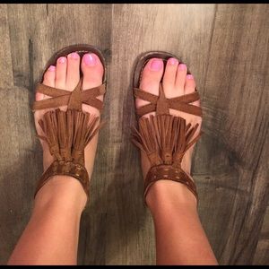Minnetonka Sandals