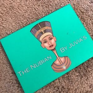 Juvia's place palette