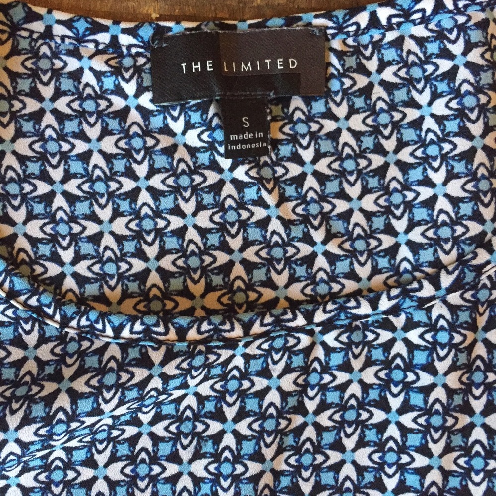 Super Cute Like New Top Size Small