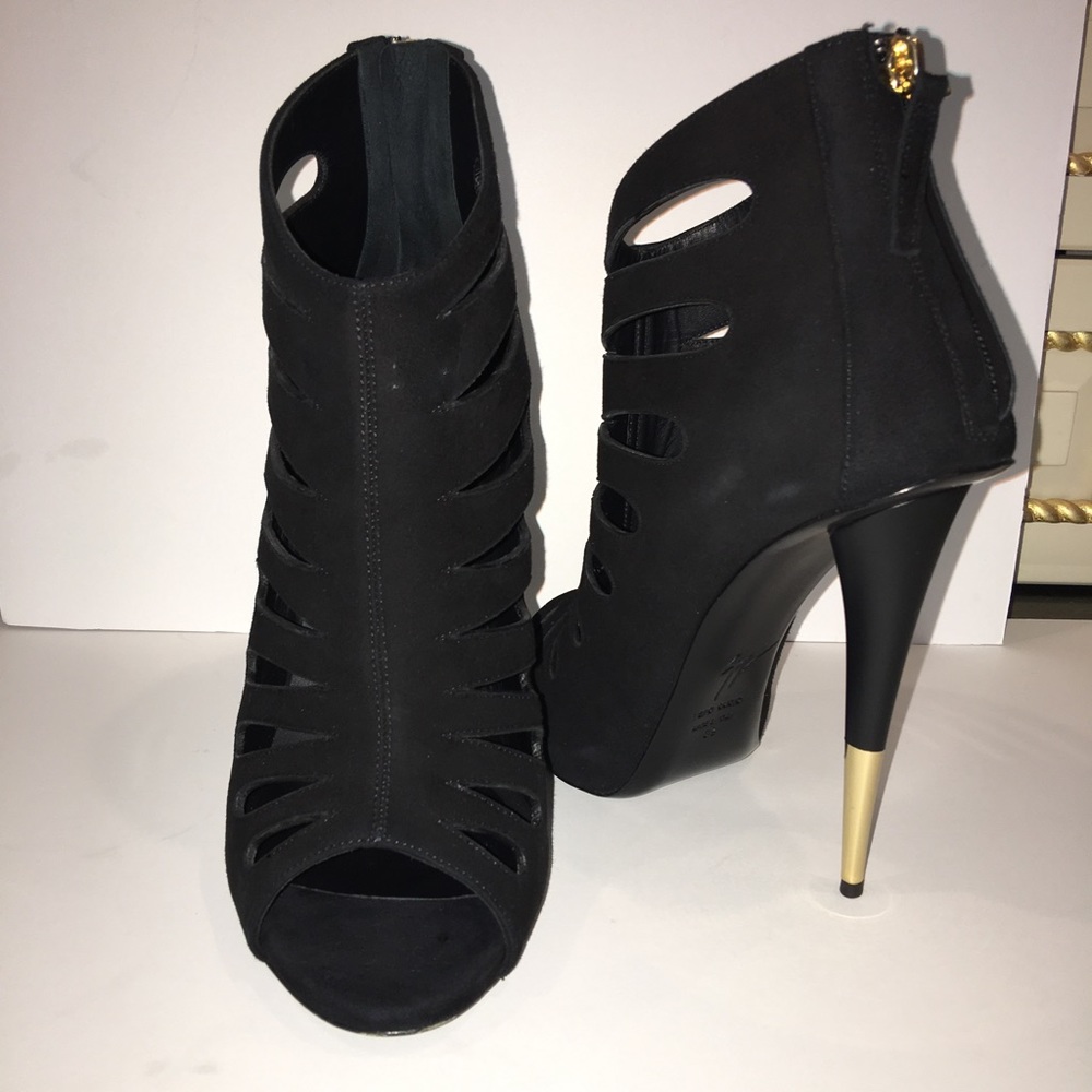 Black Giuseppe Zannoti open toe booties.