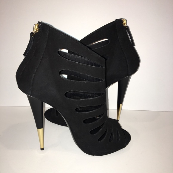 Black Giuseppe Zannoti open toe booties. - Picture 2 of 4