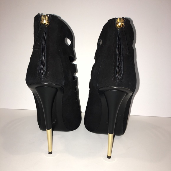 Black Giuseppe Zannoti open toe booties. - Picture 3 of 4