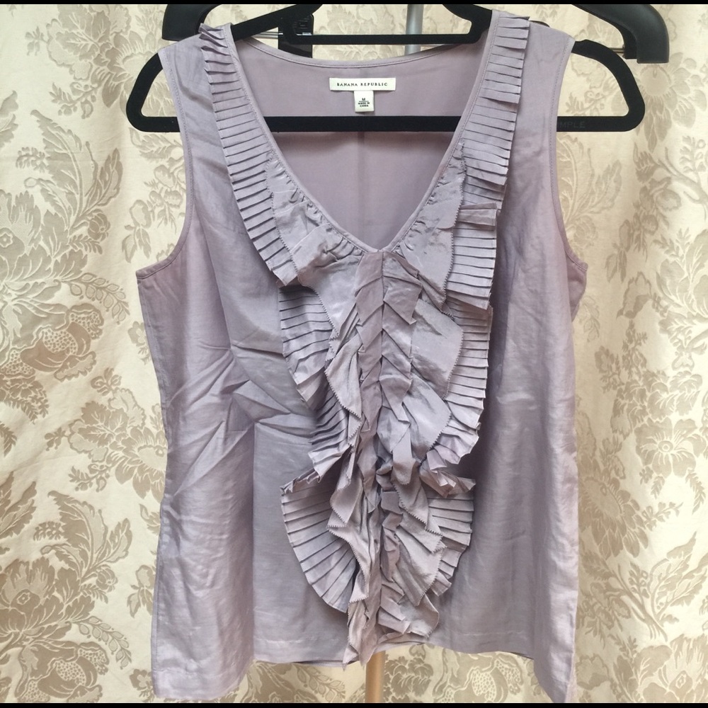 Banana republic ruffle tank top
