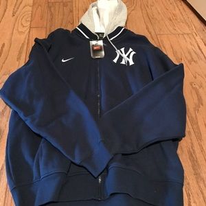Men's Yankees sweatshirt. New with tags! Nike