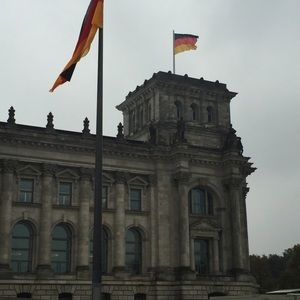 Meet your Posher, Carla