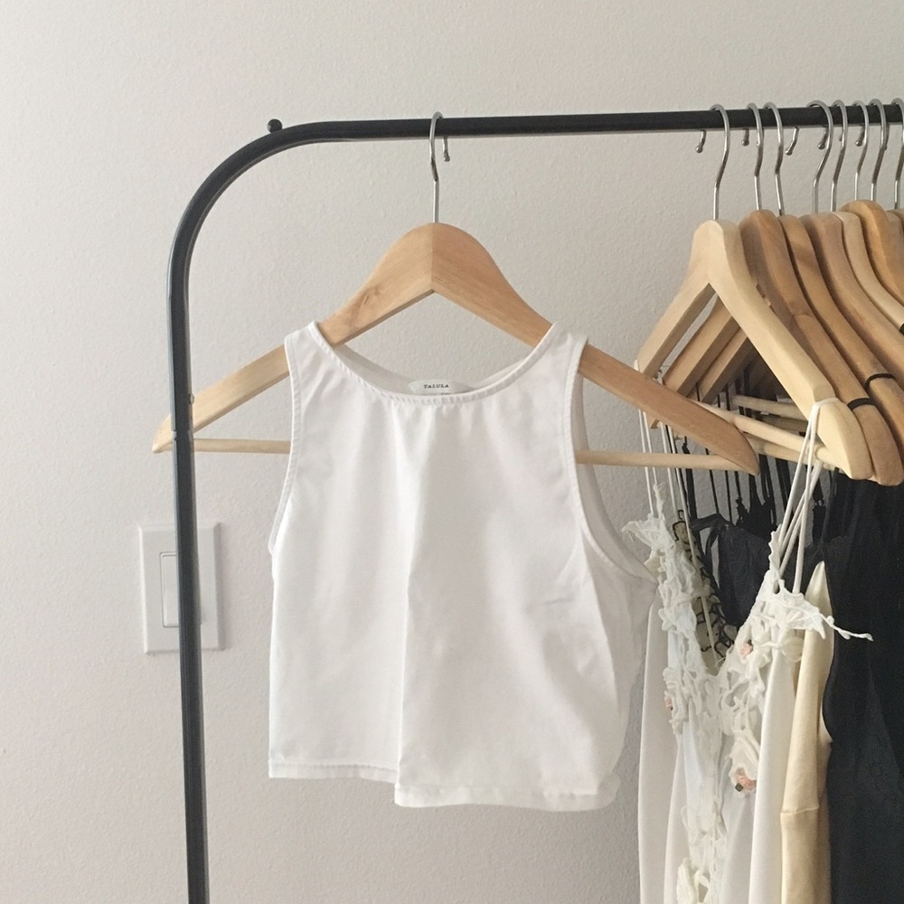 🚫 SOLD!!! 🚫 Talula Sleeveless Crop Top