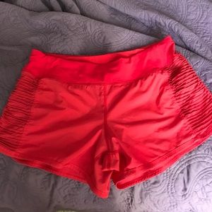 Lululemon bright at night shorts sz 8
