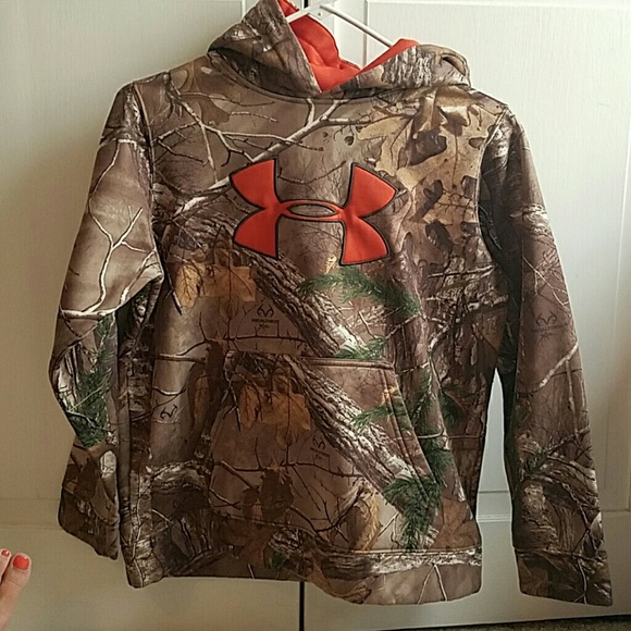 Under Armour Other - Boys under armour hoodie