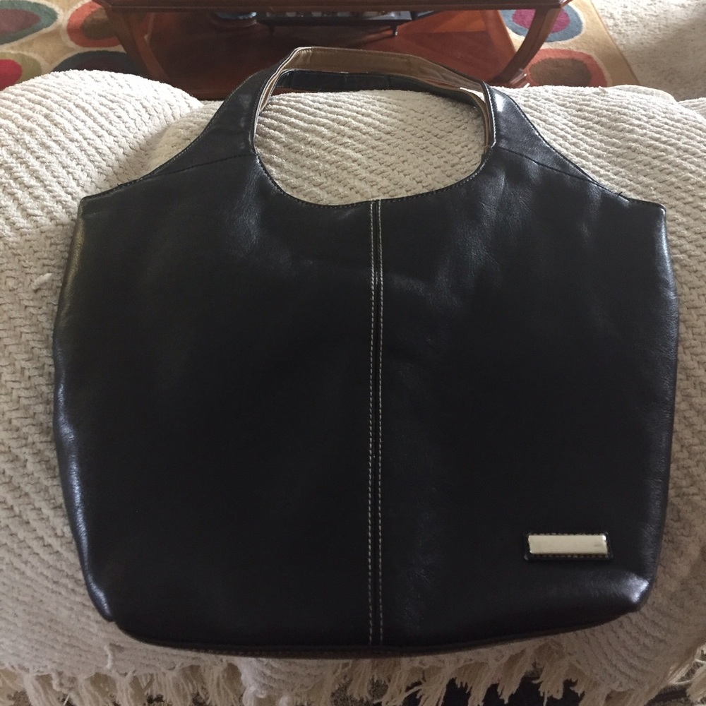 Black and taupe purse medium size l
