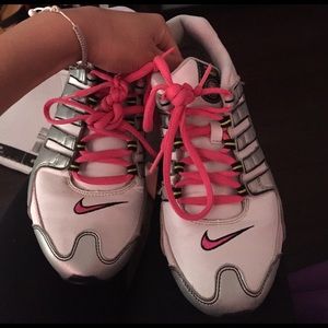 Nike tennis shoes