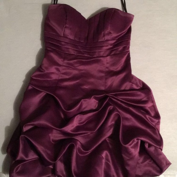 Purple semi formal dress - Picture 1 of 1