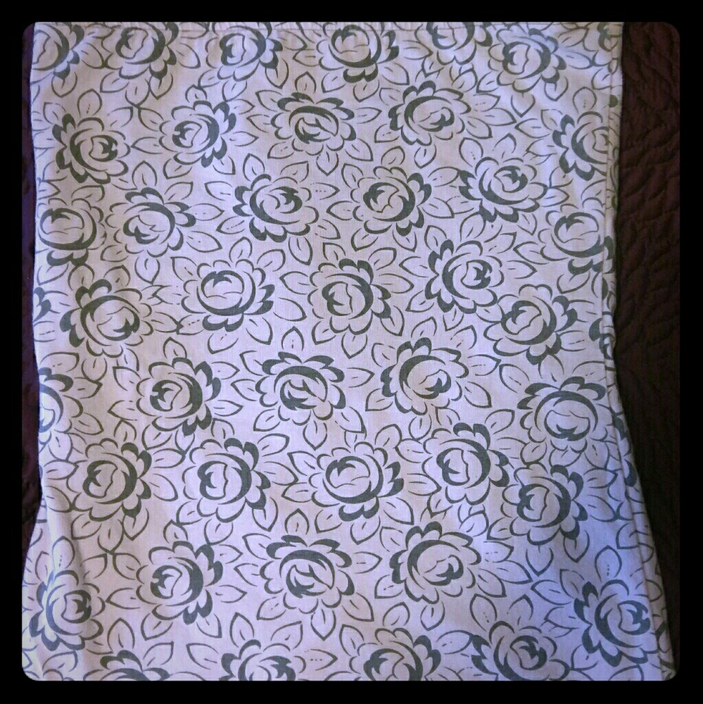 Women's reversible strapless top
