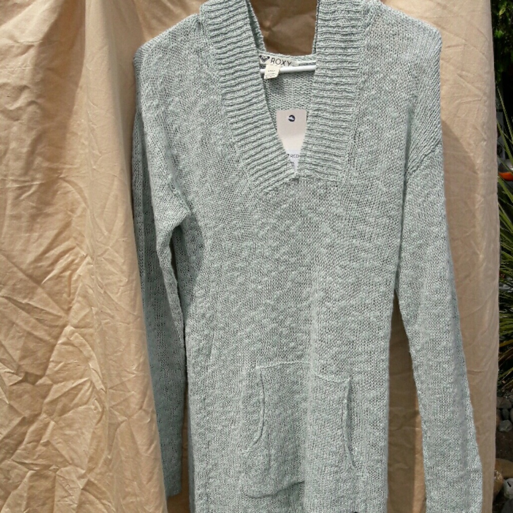 Roxy sweater