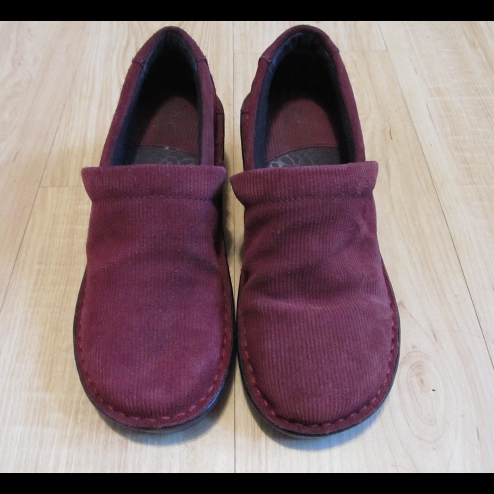 b.o.c Red corduroy Shoes - Picture 2 of 6