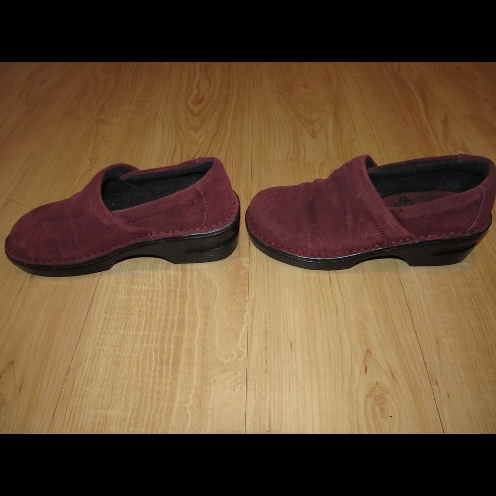 b.o.c Red corduroy Shoes - Picture 4 of 6