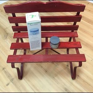 Cellogica Night Cream-- 5 available!