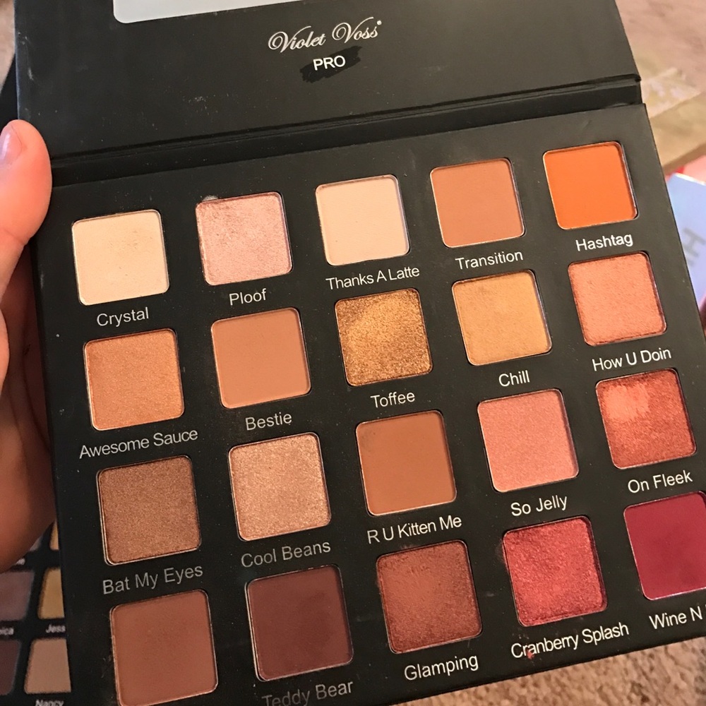 Authentic Violet Voss Holy Grail Palette