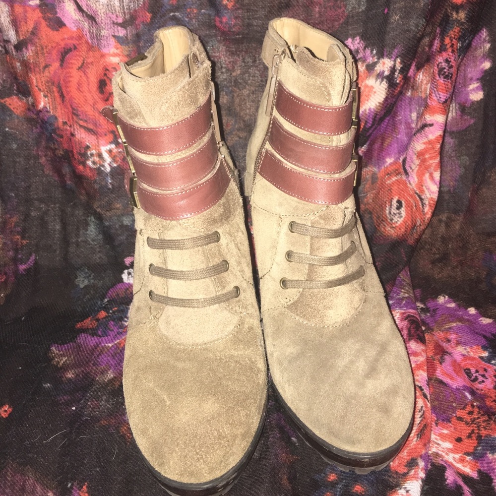 Nine West Suede Booties, sz 7.5