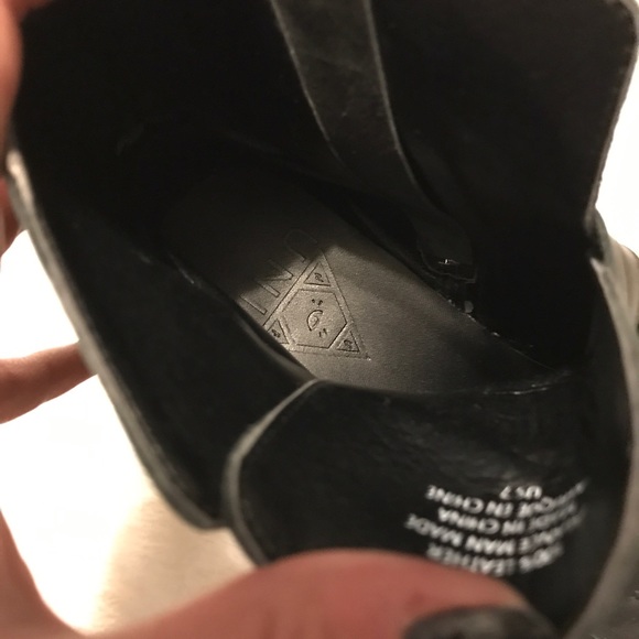 Sold - Picture 3 of 4