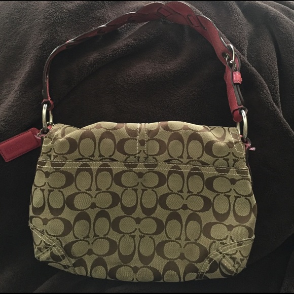 Coach purse - Picture 3 of 8