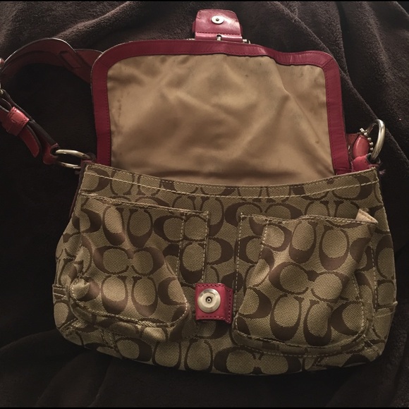 Coach purse - Picture 5 of 8