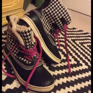 Sorel winter boots! Brand new used twice