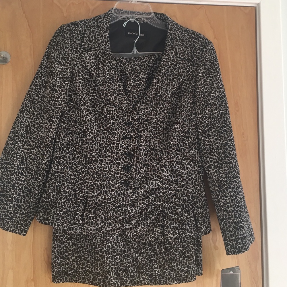 NWT Isabel and Nina Dressy Skirt Suit