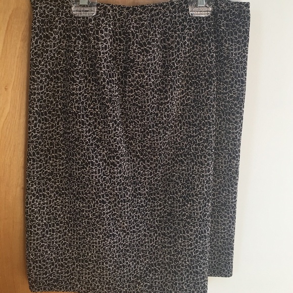 NWT Isabel and Nina Dressy Skirt Suit - Picture 7 of 8
