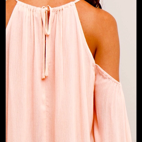 FLASH SALE!!!   PEACH GAUZY TOP - Picture 2 of 5