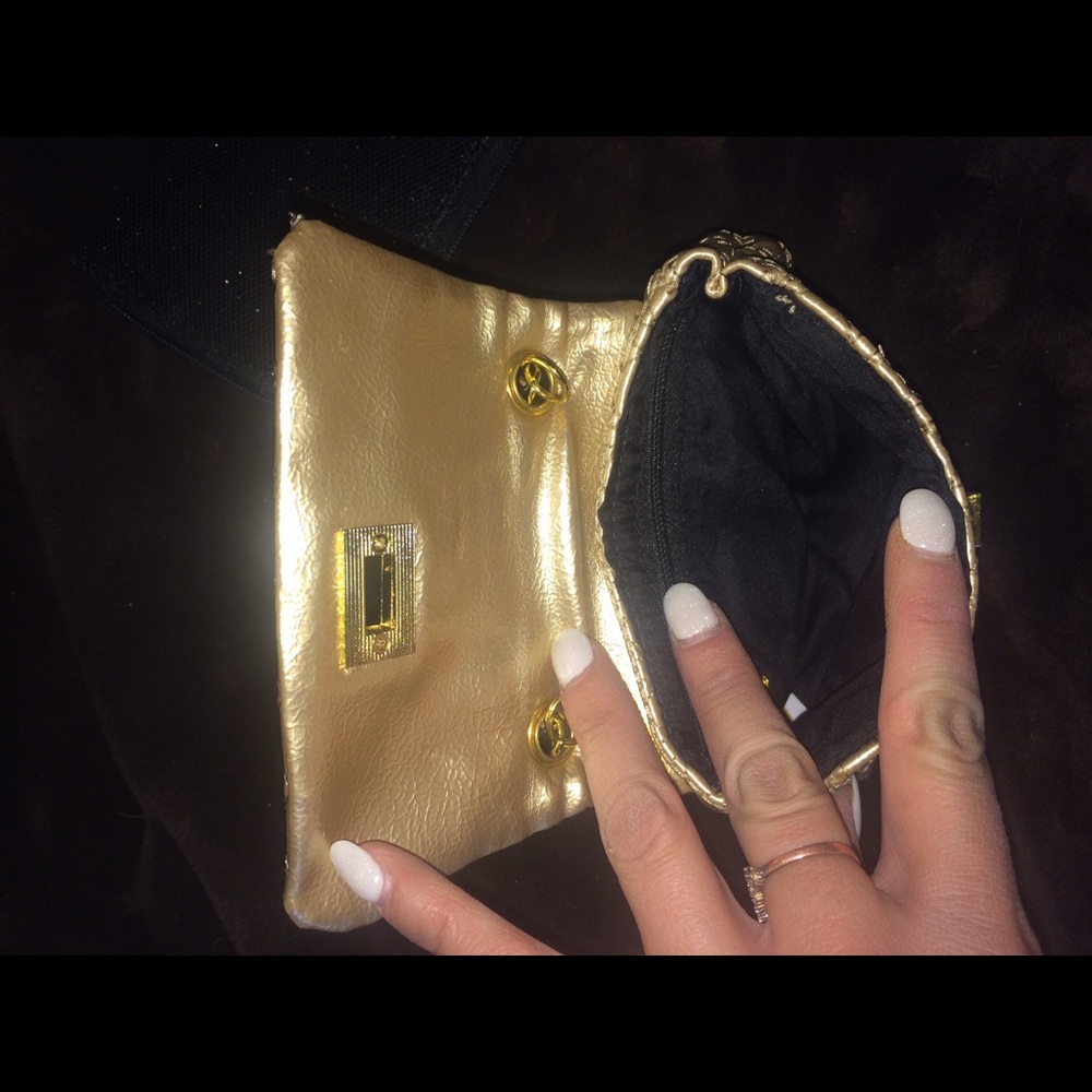 Wristlets - Picture 4 of 5